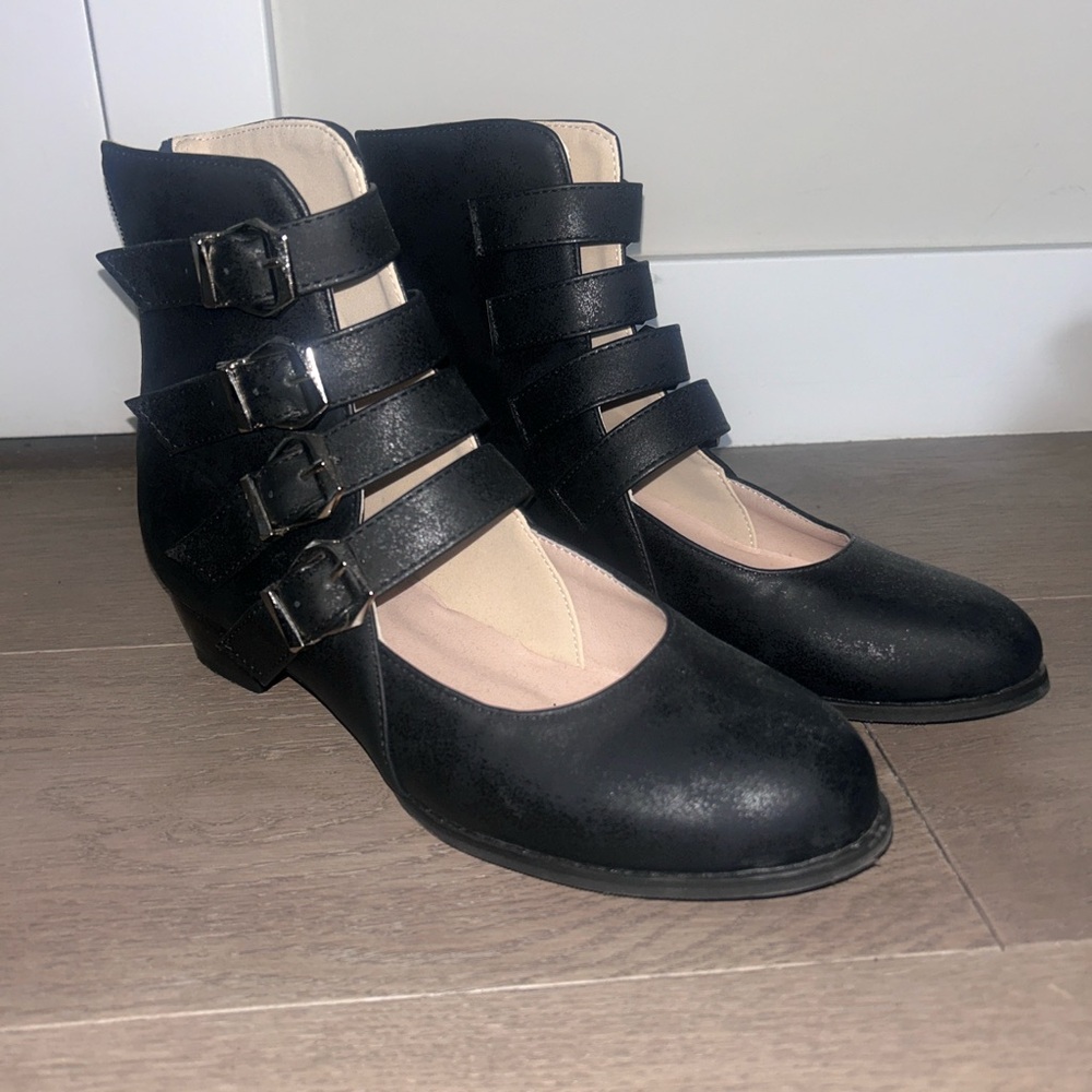 Black Buckle Strappy Shoes